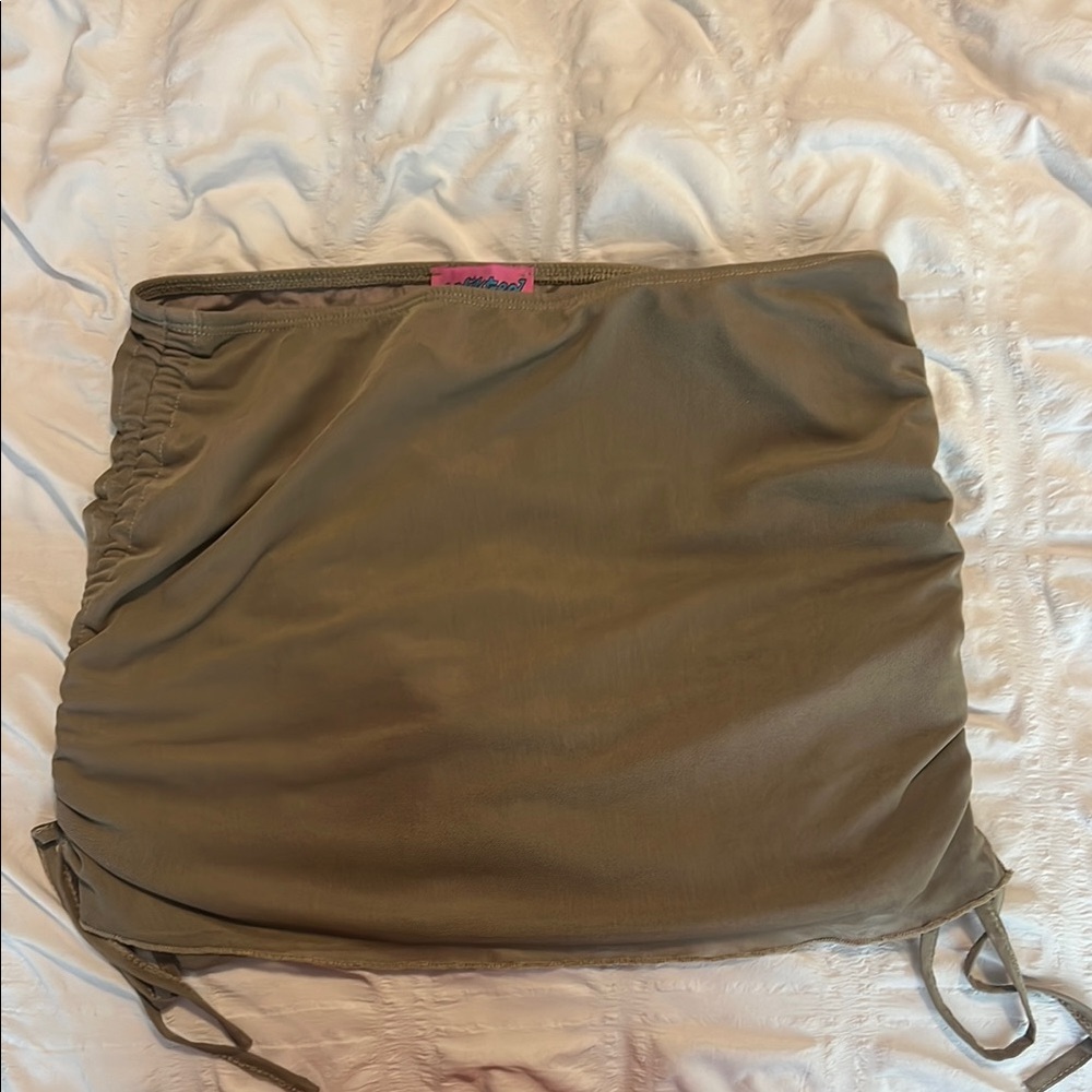 Edikted Tan Scrunch Mini Skirt